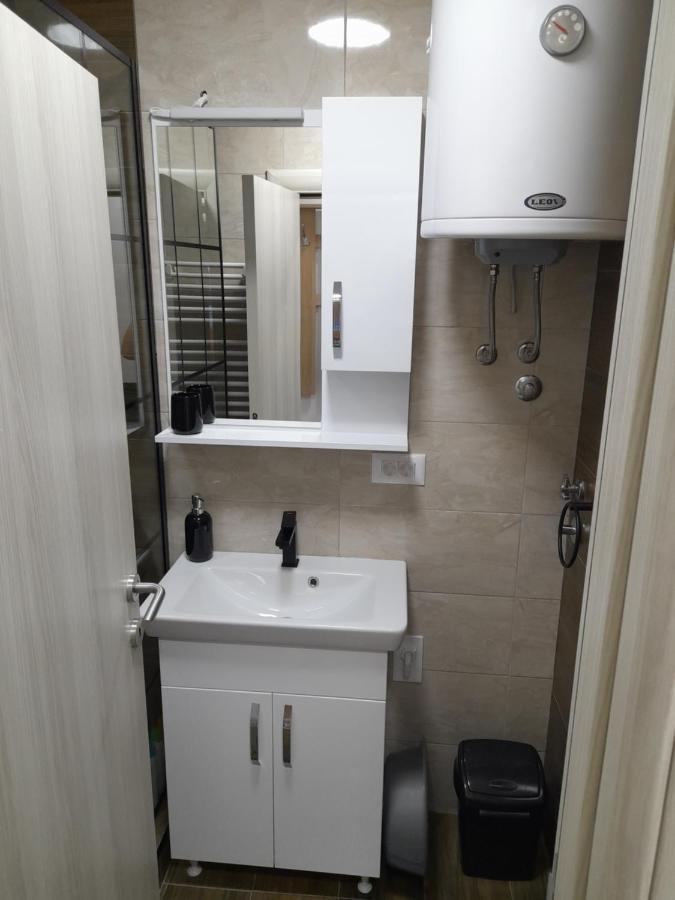 Holiday Apartament Three Ni Extérieur photo